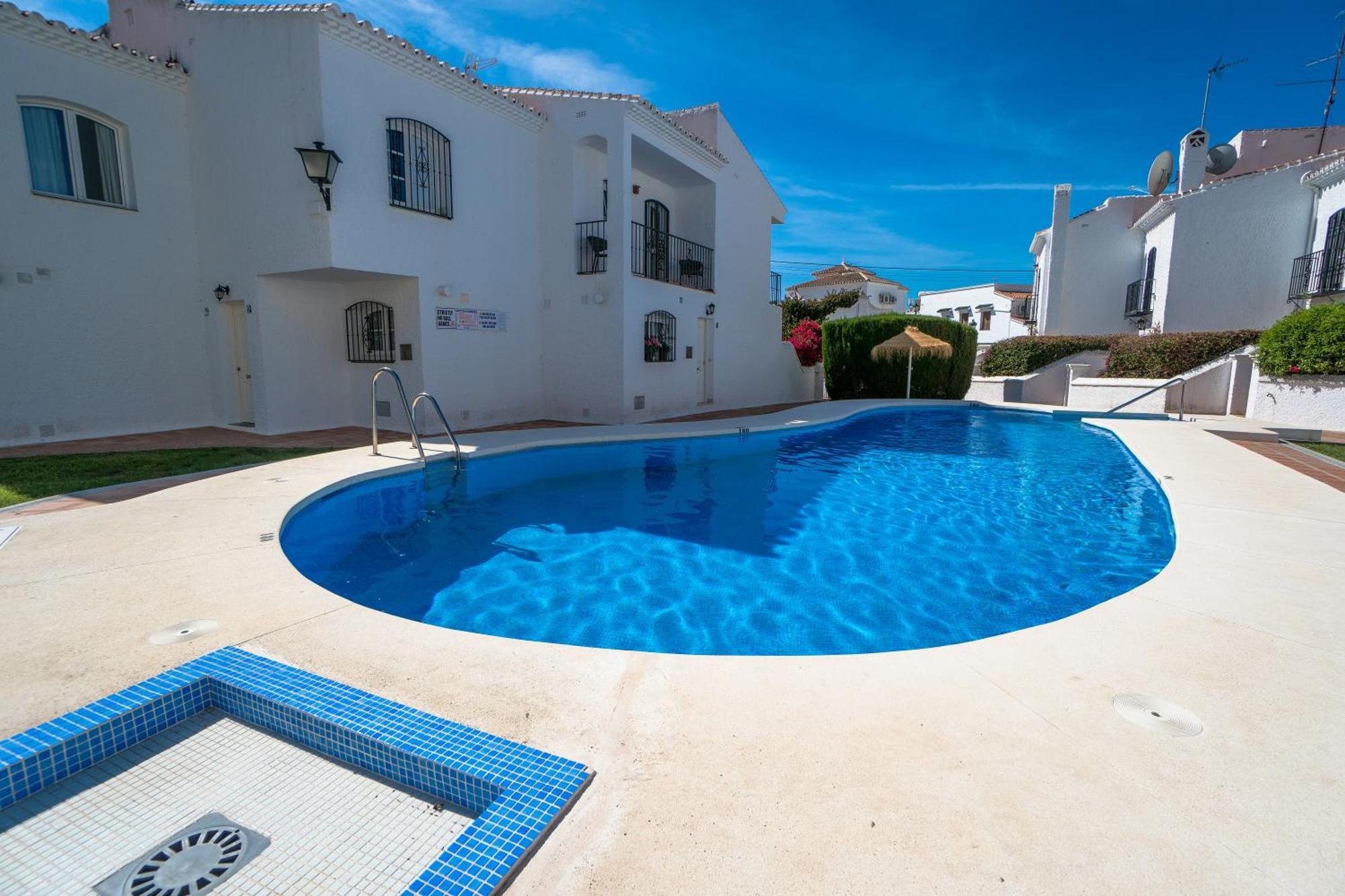 Pinos 20 Menyber Villa Nerja Luaran gambar